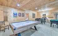 Lainnya 7 Luxury Cabin w/ Deck < 5 Miles to Sapphire Valley!