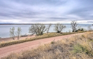 Others 3 House w/ Wraparound Deck Near Lake Mcconaughy