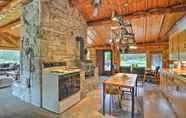 Lainnya 5 Trout Lake Ranch Cottage: 10 Acres w/ Beach Access