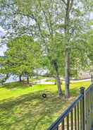 Ảnh chính Waterfront Piney Flats Home w/ Private Dock!