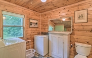 Others 6 Cute Waterfront Cabin in Coastal Maine!