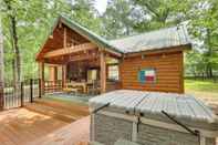 Lainnya Luxury Lake Livingston Cabin w/ Deck & Hot Tub!