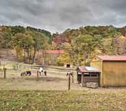 Others 2 Rustic 'clint Eastwood' Ranch Apt by Raystown Lake