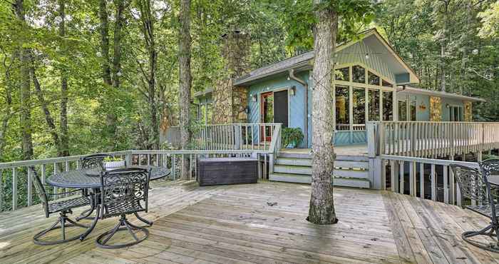 Others Spacious Murphy Cabin w/ Fireplace + Large Deck!