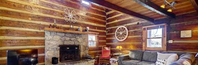 Others Cozy Log Cabin: 6 Mi to Great Smoky Mtns NP!