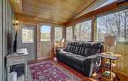 Others 4 Cozy Log Cabin: 6 Mi to Great Smoky Mtns NP!