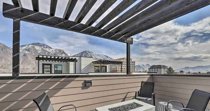 Lain-lain Chic & Sunny Provo Townhome w/ Rooftop Deck!