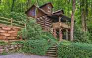 Others 5 Cozy 1850s Log Cabin: Hike & Explore the Outdoors