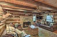 Others Cozy 1850s Log Cabin: Hike & Explore the Outdoors