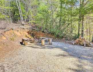 Others 2 Bryson City Cabin Rental w/ Hot Tub!