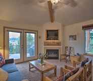 Others 2 Airy Resort-style Klamath Falls Townhome w/ Deck!