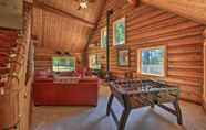 Lainnya 7 Large Cabin w/ Fire Pit + Grill on 34 Acres!