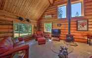 Lainnya 5 Large Cabin w/ Fire Pit + Grill on 34 Acres!