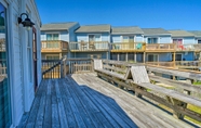 Lain-lain 6 Spacious North Topsail Beach Home w/ 2 Decks!