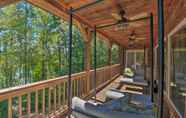 Others 6 Lovely Lake Hartwell Retreat: Dock, Deck & Grill!