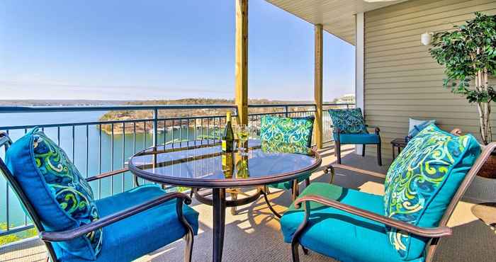 อื่นๆ Lake Ozark Condo With Pool Access & Water Views!