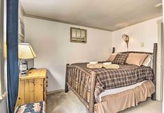 其他 7 Townhome w/ Deck: Walk to Mirror Lake & Main St!