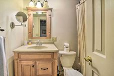 其他 Townhome w/ Deck: Walk to Mirror Lake & Main St!