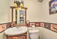 其他 6 Townhome w/ Deck: Walk to Mirror Lake & Main St!