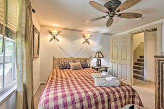 其他 4 Townhome w/ Deck: Walk to Mirror Lake & Main St!