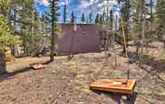 Lainnya 2 Sunny Muddy Moose Cabin w/ Fire Pit & Mtn Views!