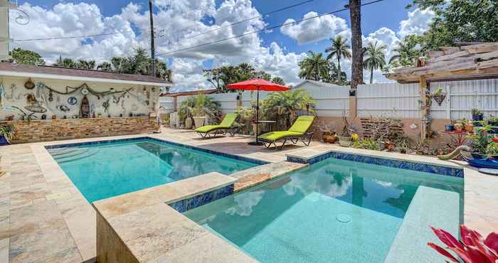 Lain-lain Breezy Naples Home With Private Outdoor Pool!