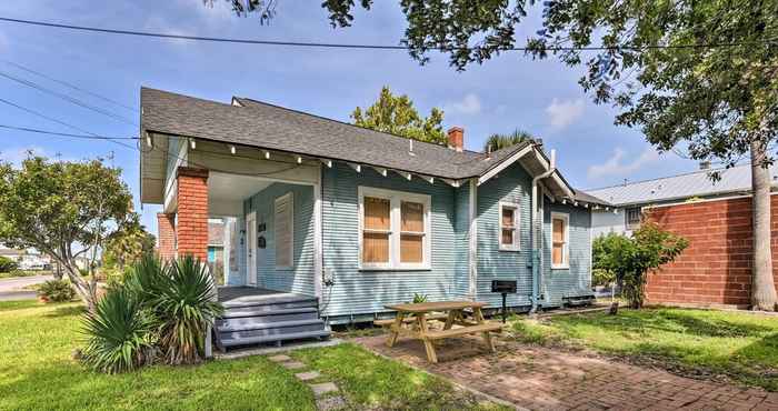 Lainnya Quaint Galveston Home in Central Location!