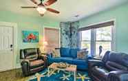 Lainnya 2 Quaint Galveston Home in Central Location!