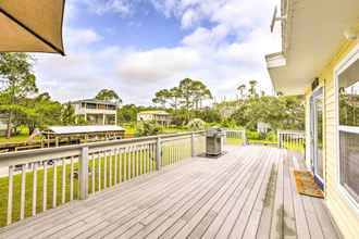 Others 4 Waterfront Home: Spectacular On-site Fishing!