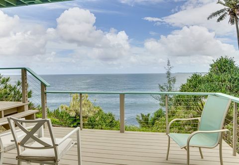 Others Hilo Home w/ Private Deck + Stunning Ocean Views!