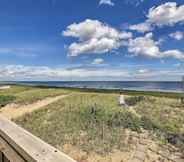 Others 7 Charming Oceanfront Home on Salisbury Beach