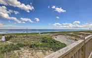 Others 6 Charming Oceanfront Home on Salisbury Beach