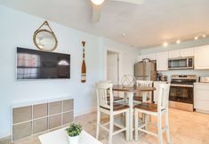 Lain-lain 6 Apartment w/ Easy Access to Indian Rocks Beach!