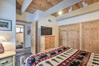 Others 4 Inviting Cabin < 3 Miles to Lake Tahoe + Skiing!