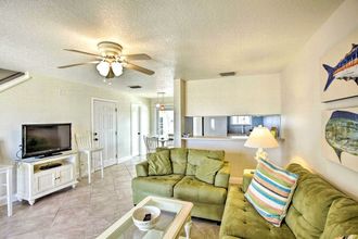 Others 4 Bright Fernandina Beach Townhome: Walk to Ocean!