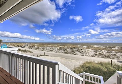 Others Bright Fernandina Beach Townhome: Walk to Ocean!