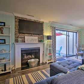 Primary image 1 Townhome w/ Outdoor Shower < 1 Mile to Downtown, Căn hộ Delaware