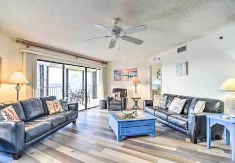 Others Indian Shores Condo w/ Pool + Sunset Beach View!