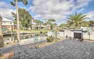 Others 4 Spacious & Hip Crystal River Home w/ Dock & Kayaks