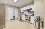 Others 4 Cozy Springfield Apartment, Close to Parks!