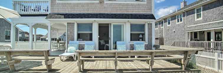 Others Oceanfront Getaway w/ 2 Decks + Beach Access!