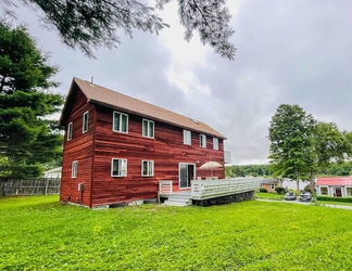 Lain-lain 2 Lakeside Berkshires Home Near Hiking & Skiing!