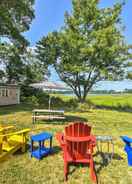 Ảnh chính Lovely 'blue Heron Cottage' on Annisquam River!