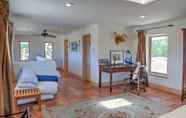 Khác 2 Custom Taos Home on 11 Acres w/ Outdoor Fire Pit!