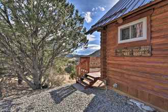 Others 4 Remote Escape w/ Deck & Sweeping Mountain Views!