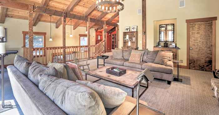 Lainnya Bright Lake Tahoe Cabin: Fireplace, Grill & Decks!