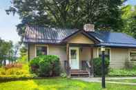 Others Custom-built Lakefront Cottage - Newly Remodeled!