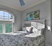 Others 5 Townhome Located 200 Steps to a Locals-only Beach!