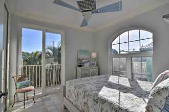 Others 4 Townhome Located 200 Steps to a Locals-only Beach!