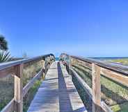 Others 2 Townhome Located 200 Steps to a Locals-only Beach!